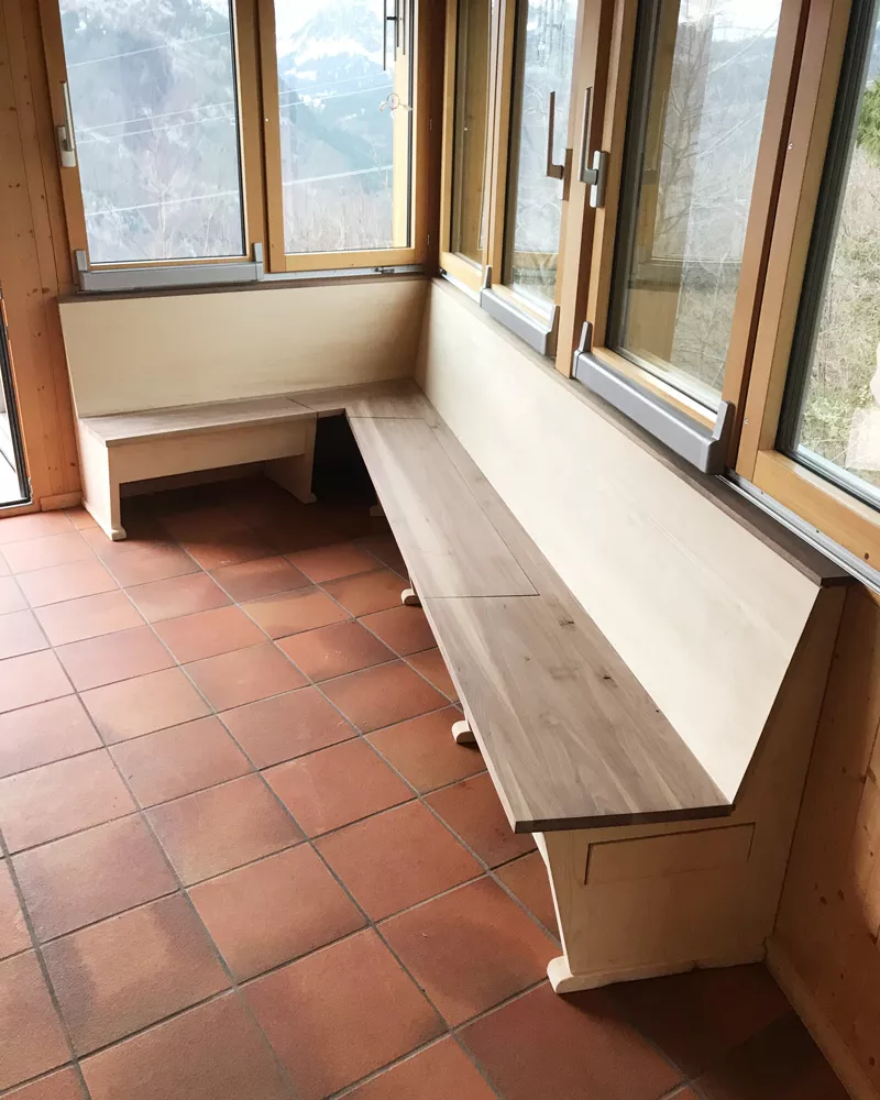 moebelbau-eckbank-massgefertigt-2